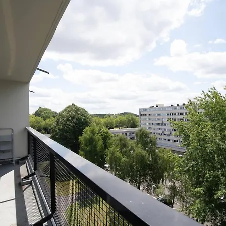 Standing Lift Balcony Garden View *
